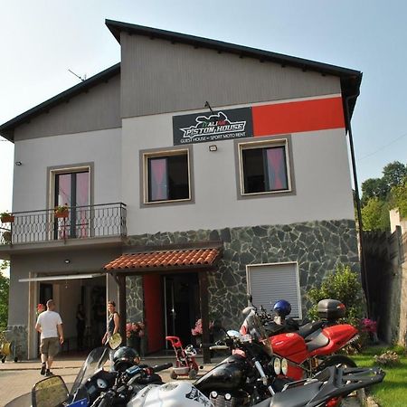 Italian Piston House Sport Moto Rent Bed & Breakfast Millesimo Dış mekan fotoğraf