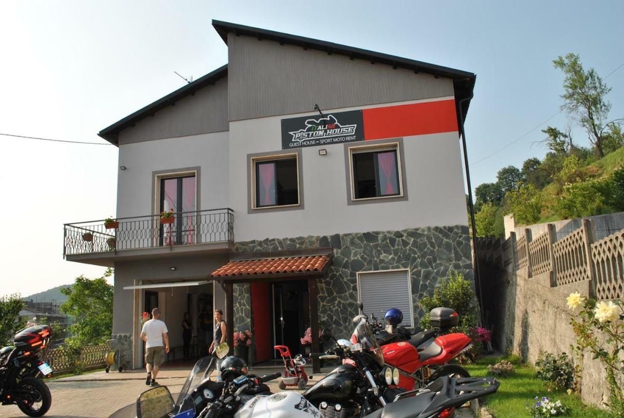 Italian Piston House Sport Moto Rent Bed & Breakfast Millesimo Dış mekan fotoğraf