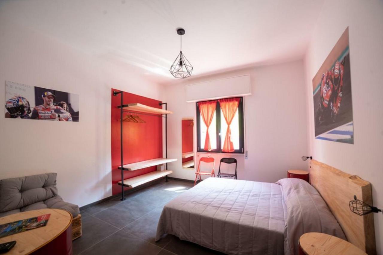 Italian Piston House Sport Moto Rent Bed & Breakfast Millesimo Dış mekan fotoğraf